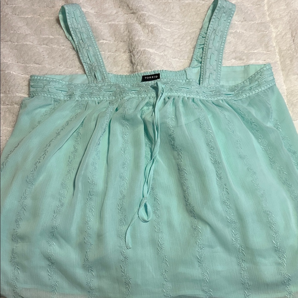 Torrid - Picture 2 of 11